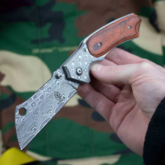 Buckshot Folding Cleaver (Multiple Colors)